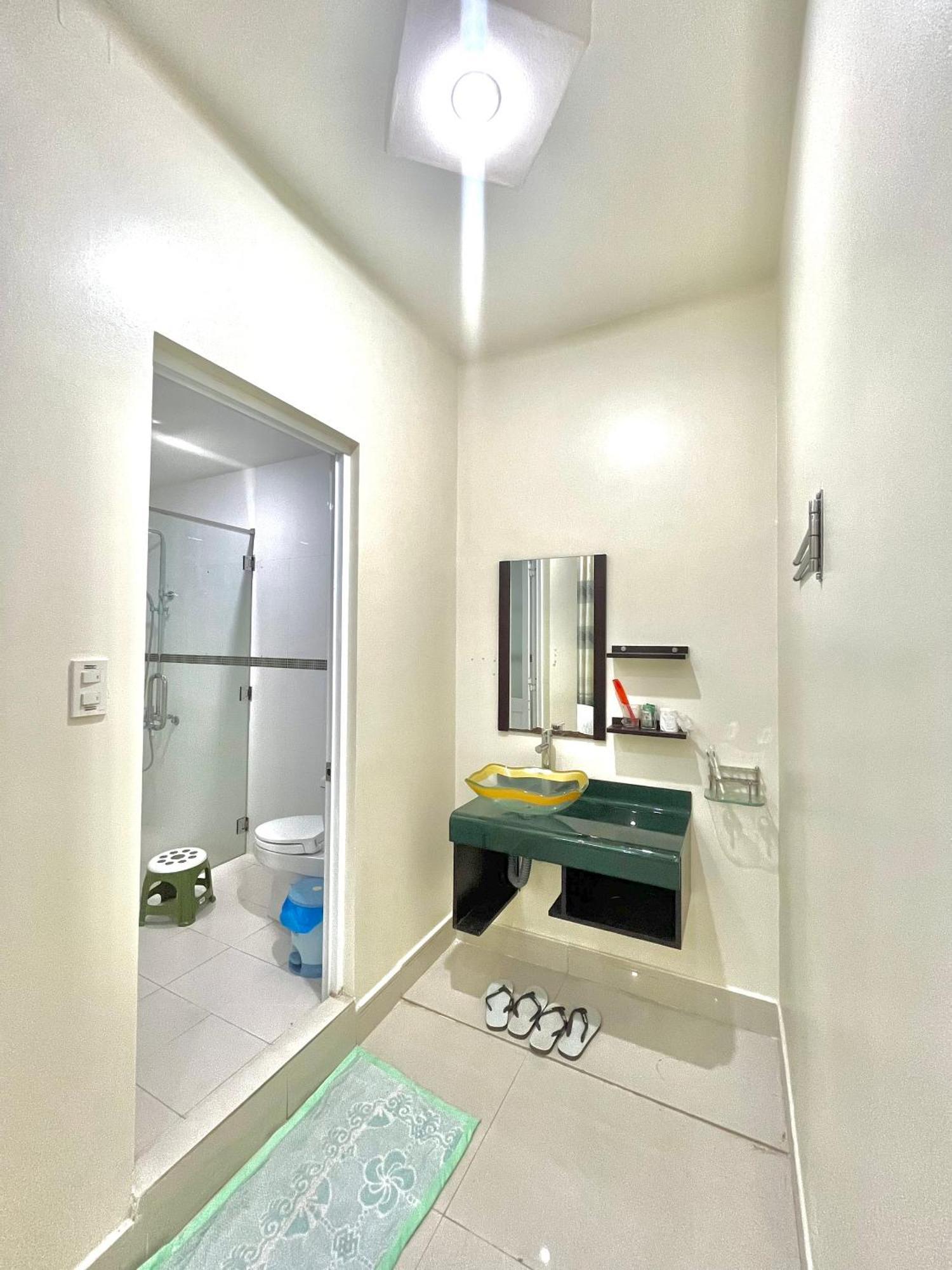 Cherry Homestay - Hoang De Motel Chau Doc Exterior foto