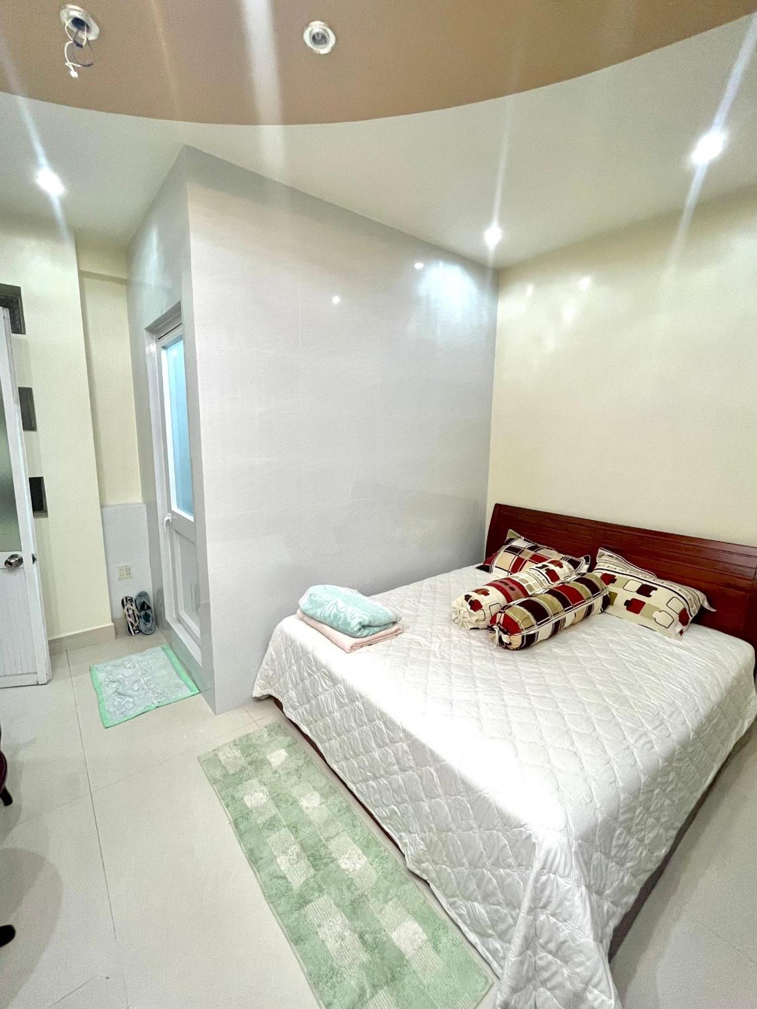 Cherry Homestay - Hoang De Motel Chau Doc Exterior foto